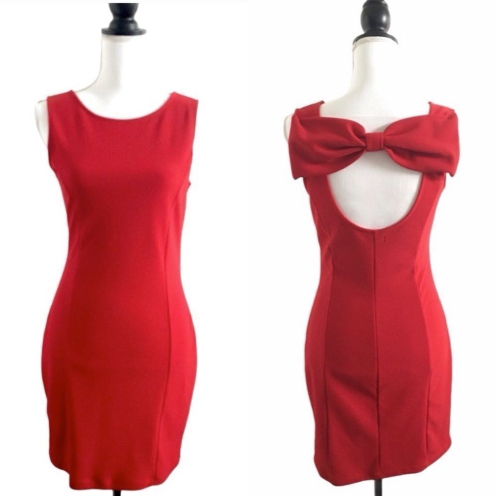 Venus Sleeveless Sheath Dress Keyhole Cut Out Bow True Red Women’s Size Medium